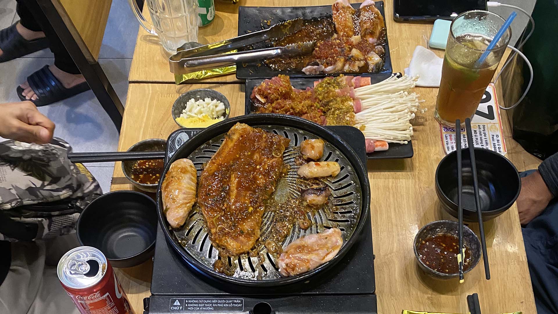 ホーチミン7区焼肉・鍋料理店「BO U」